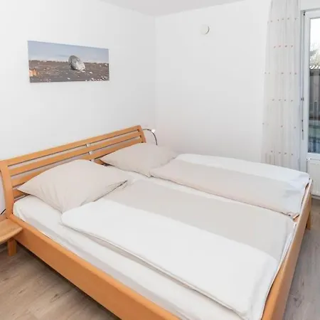 Steinmarner Stadtvilla, App 8 Apartment *