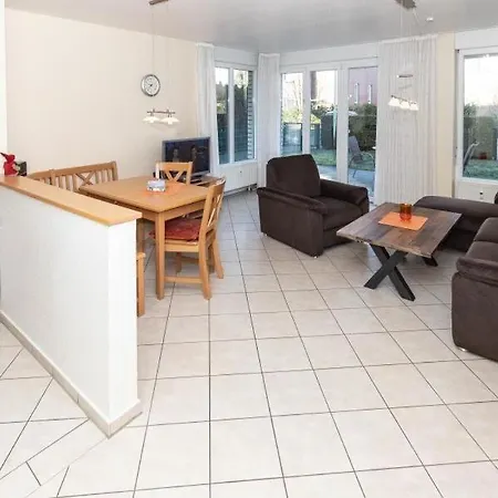Steinmarner Stadtvilla, App 8 *